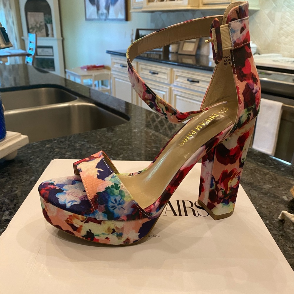 Floral heels!